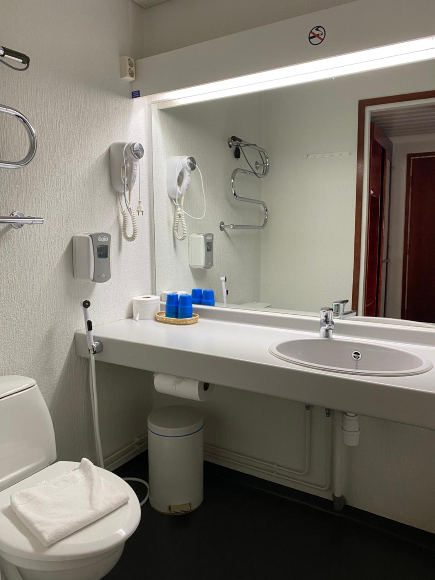 Hotel & Hostel Tallukka Asikkala  Екстериор снимка